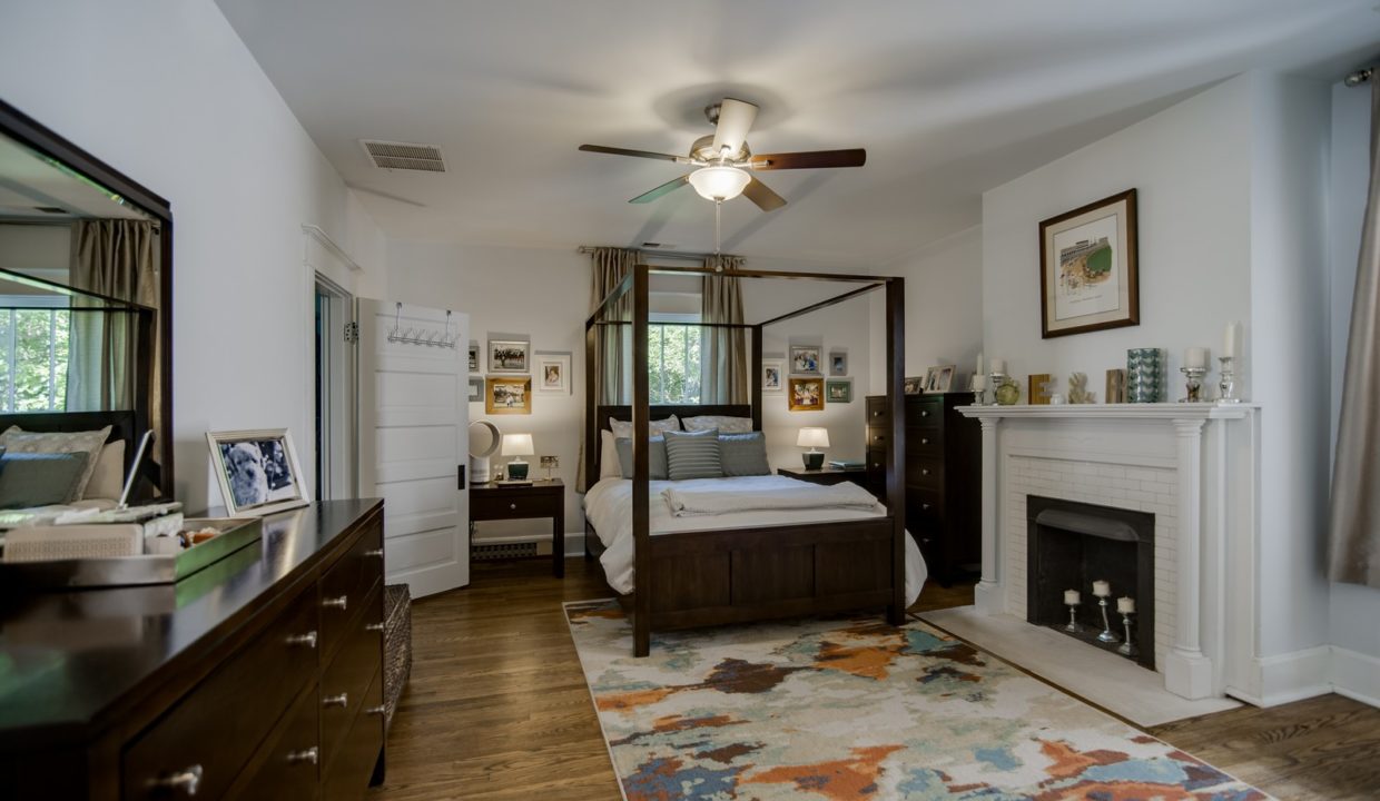 623-EHighSt-202-LexingtonKY-NCH009