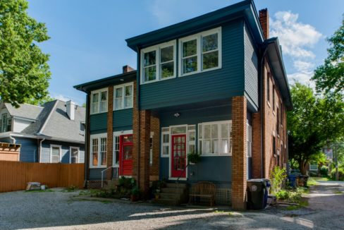 623 East High Street 201