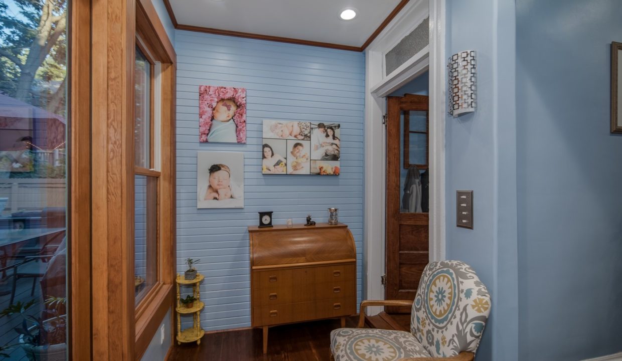 629-EHightSt-LexingtonKY-NCH027
